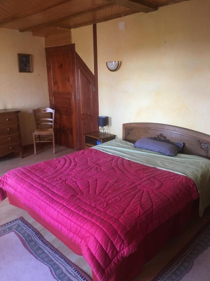 Gite A La Campagne Quins Kültér fotó